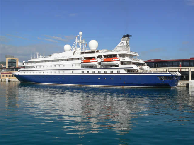 Sanremo, in arrivo le crociere SeaDream Yacht Club Domenica 21 e lunedì 22 sono in arrivo le navi da crociera Sea Dream 1 e Sea Dream 2 della SeaDream Yacht Club. Le due navi alterneranno la loro sosta…