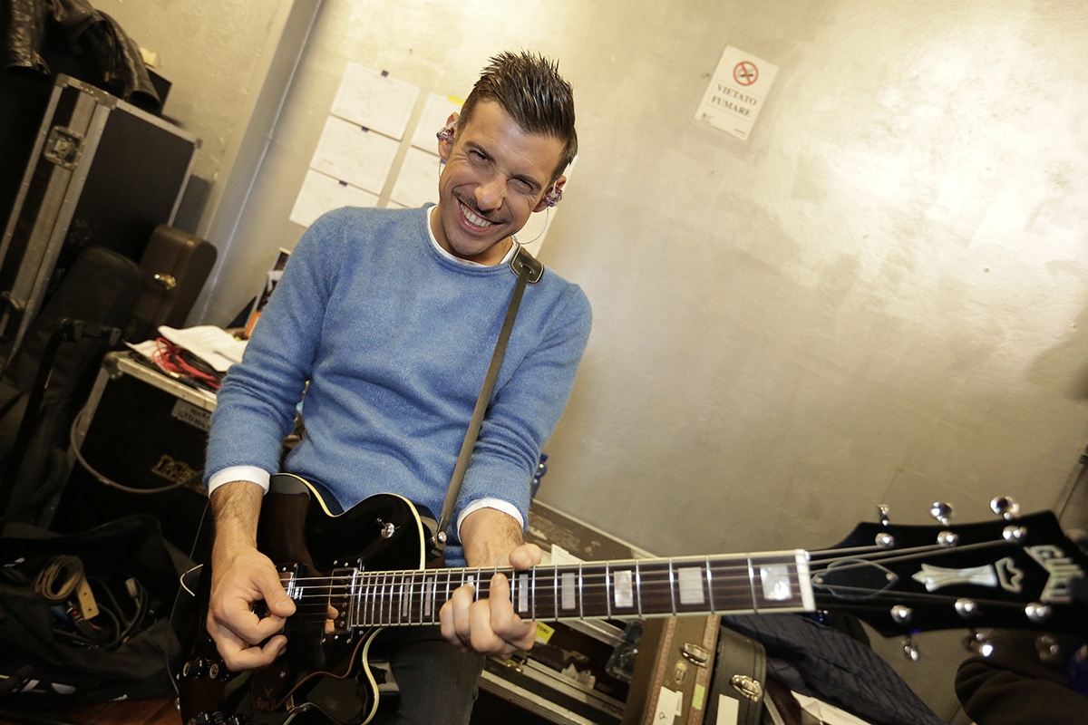 Francesco Gabbani vince il Festival di Sanremo con “Occidentali’s Karma” Francesco Gabbani con il suo ironico e brillante “Occidentali’s Karma” vince il 67esimo Festival di Sanremo. “Sono incredulo, devo realizzare: è un sogno a occhi aperti”, queste le prime parole…