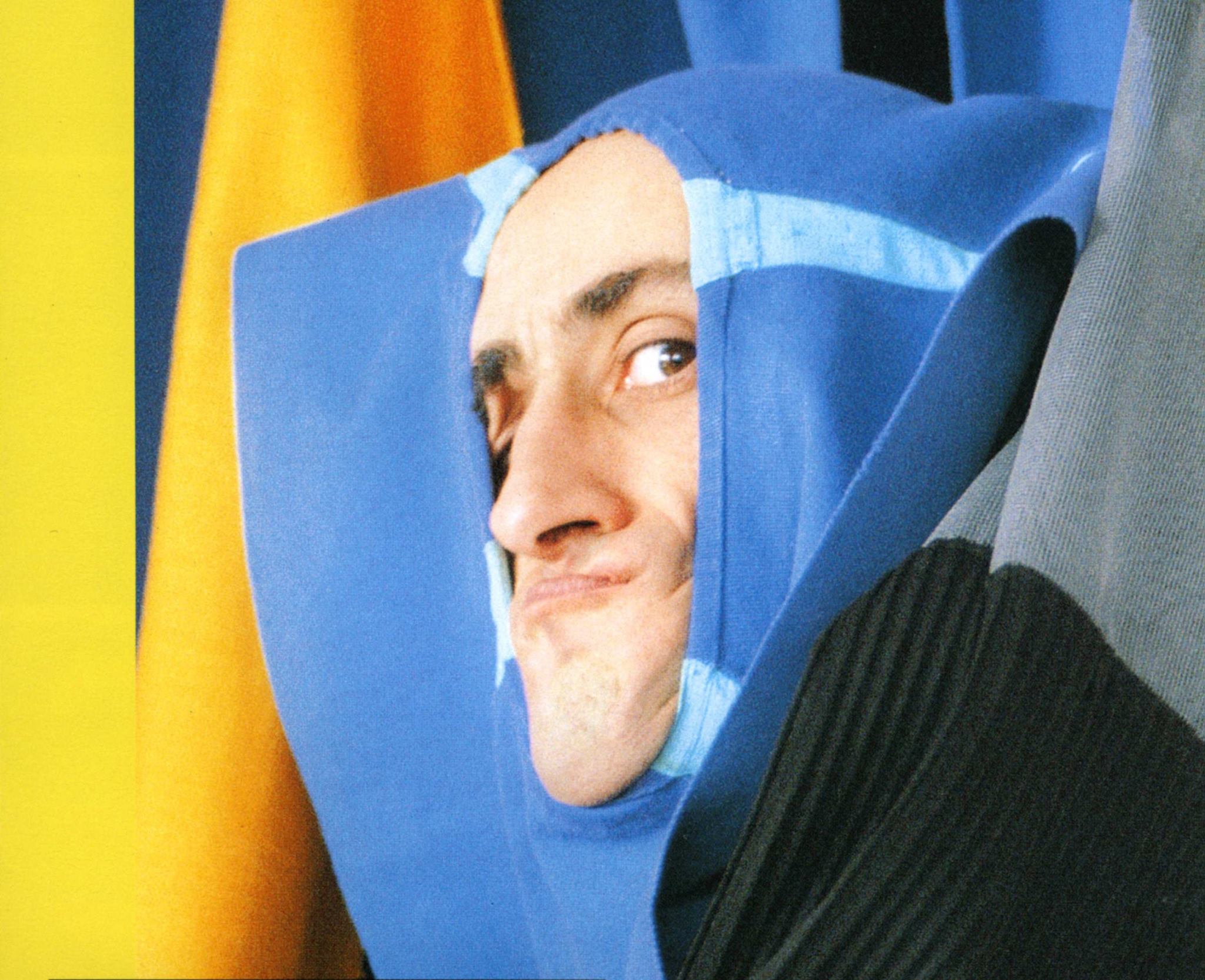 Il teatro di Antonio Rezza il 5 febbraio a Ventimiglia Prosegue la rassegna teatrale Ventimiglia a Teatro organizzata in collaborazione tra la Cooperativa CMC e il Comune di Ventimiglia. Il prossimo appuntamento in calendario è per domenica 5 febbraio con…