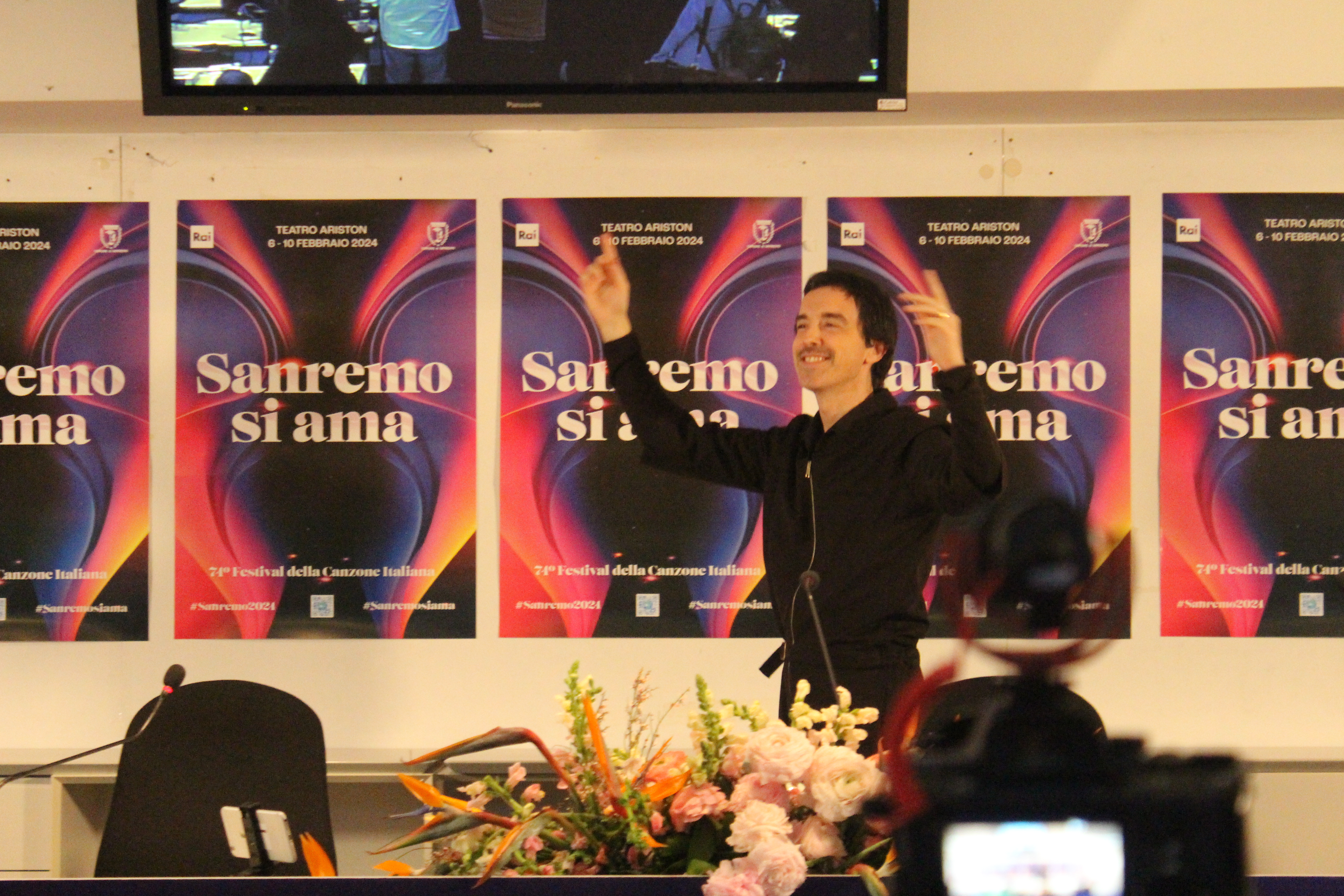 Diodato con “Ti muovi” al Festival di Sanremo 2024 “Sin dalla prima prova ho sentito affetto pazzesco” esordisce Diodato nel suo dialogo con i giornalisti della sala stampa. In gara a Sanremo 2024 con il brano “Ti muovi”, il…